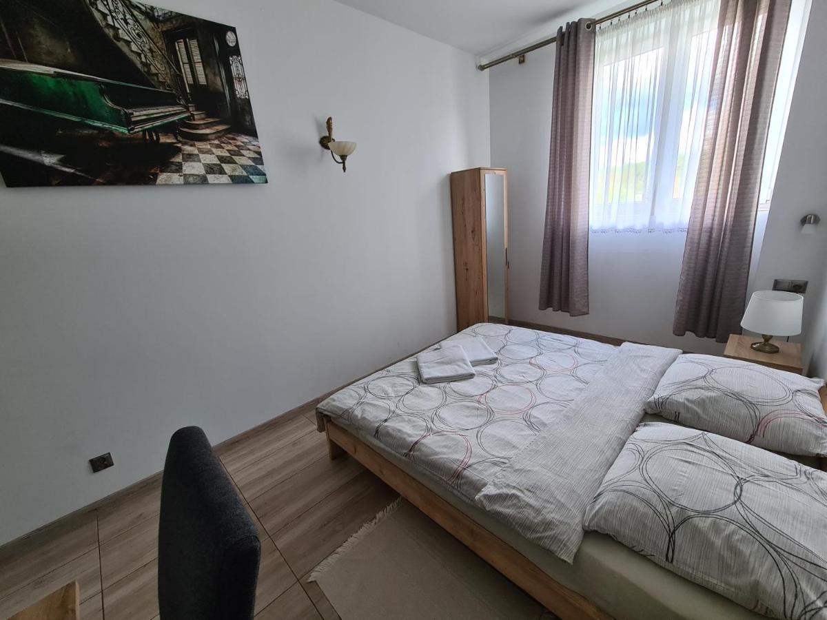 Motel I Restauracja "Pod Baszta" Наґловіце Екстер'єр фото