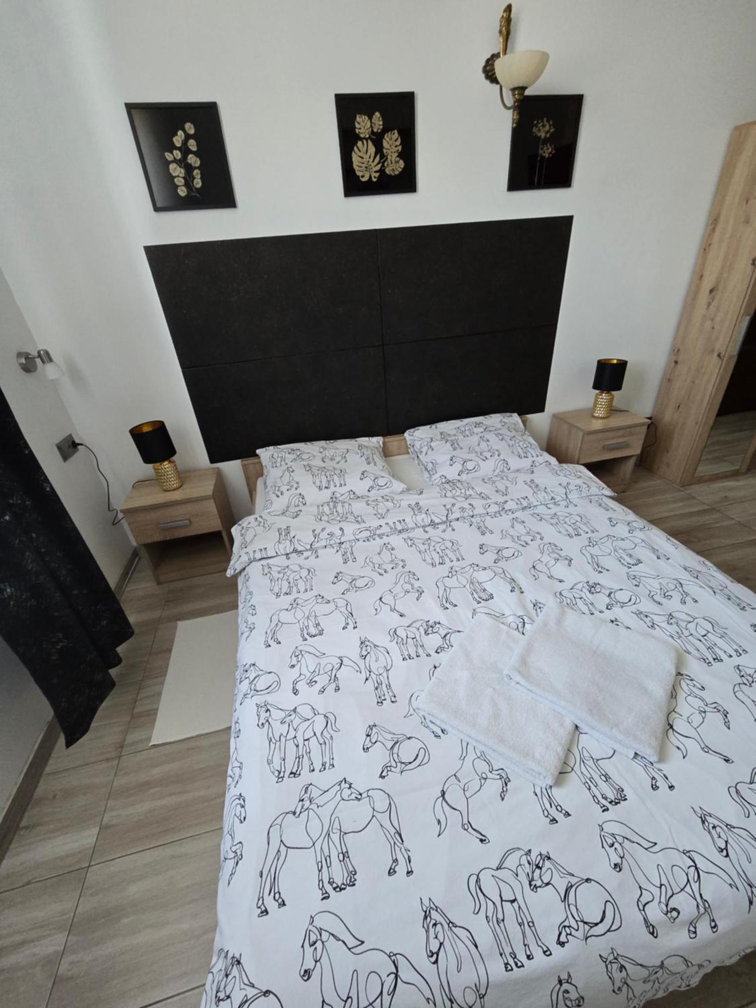 Motel I Restauracja "Pod Baszta" Наґловіце Екстер'єр фото